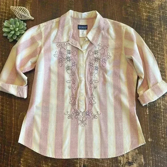 Patagonia | Vintage Organic Cotton Embroidered 3/4 Button Down Blouse - Picture 1 of 8